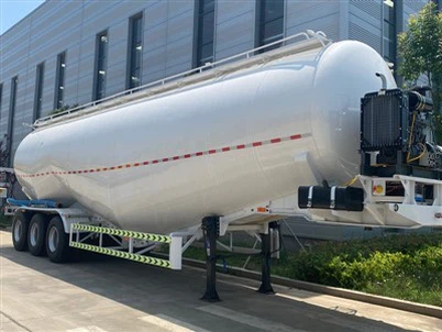 Anhänger für Pulvertanker